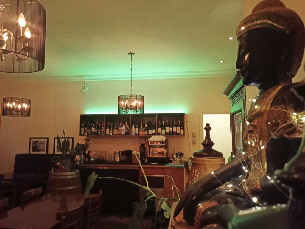 Thai New West Restaurant New Westminster Interior 